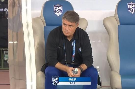 女仆乖乖脱裙子打烂屁股网站